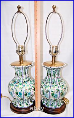 Frederick Cooper Floral Chinoiserie Ceramic Table Lamps Pair Vintage L2861