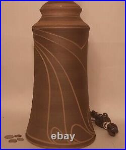 G WILSON vtg mcm studio art pottery table lamp stoneware incised swirl sculpture