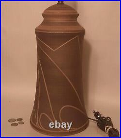 G WILSON vtg mcm studio art pottery table lamp stoneware incised swirl sculpture