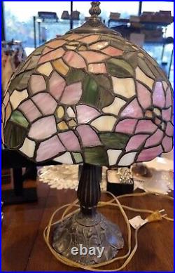 Tiffany Style Lamp 21 Inch Tall, Floral, Pink, Stained Glass, Art Deco, Vintage