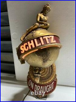 VTG 70s Schlitz On Draught Beer Lighted Wall Sconce Girl on Globe Lamp Art Deco