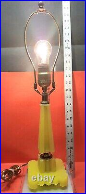 Vintage 3 Tiered Yellow Uranium Art Deco Lamp 14-42