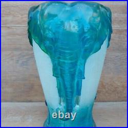 Vintage Art Deco Acrylic Lucite Elephant Vase Lamp