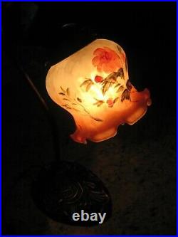 Vintage Art Nouveau Style Hand Painted Ruffled Glass Tulip Shade Boudoir Lamp