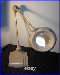 Vintage Articulating Magnifying Desk Lamp like Dazor Beige Art Specialty Flexo
