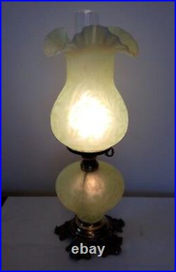 Vintage Fenton Art Glass Satin Topaz Opalescent Fern Daisy Lamp