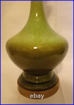 Vintage PHIL MAR Style Green Glaze Ceramic withOmbre Pattern Table Lamp