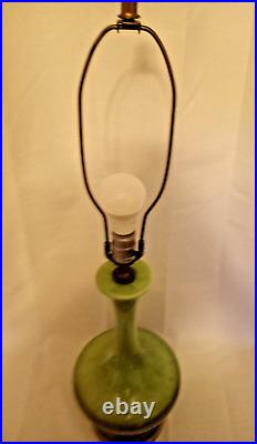 Vintage PHIL MAR Style Green Glaze Ceramic withOmbre Pattern Table Lamp