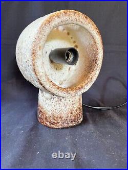 Vintage brutalist art pottery lamp, Beautiful design. Working condition