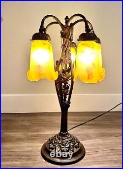 Vintage stained glass electric table lamp (art deco great condition working)