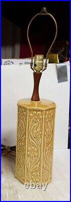 Vtg Mid Century Modern Art Pottery Lamp Caramel Color Octagonal with Wood Throat